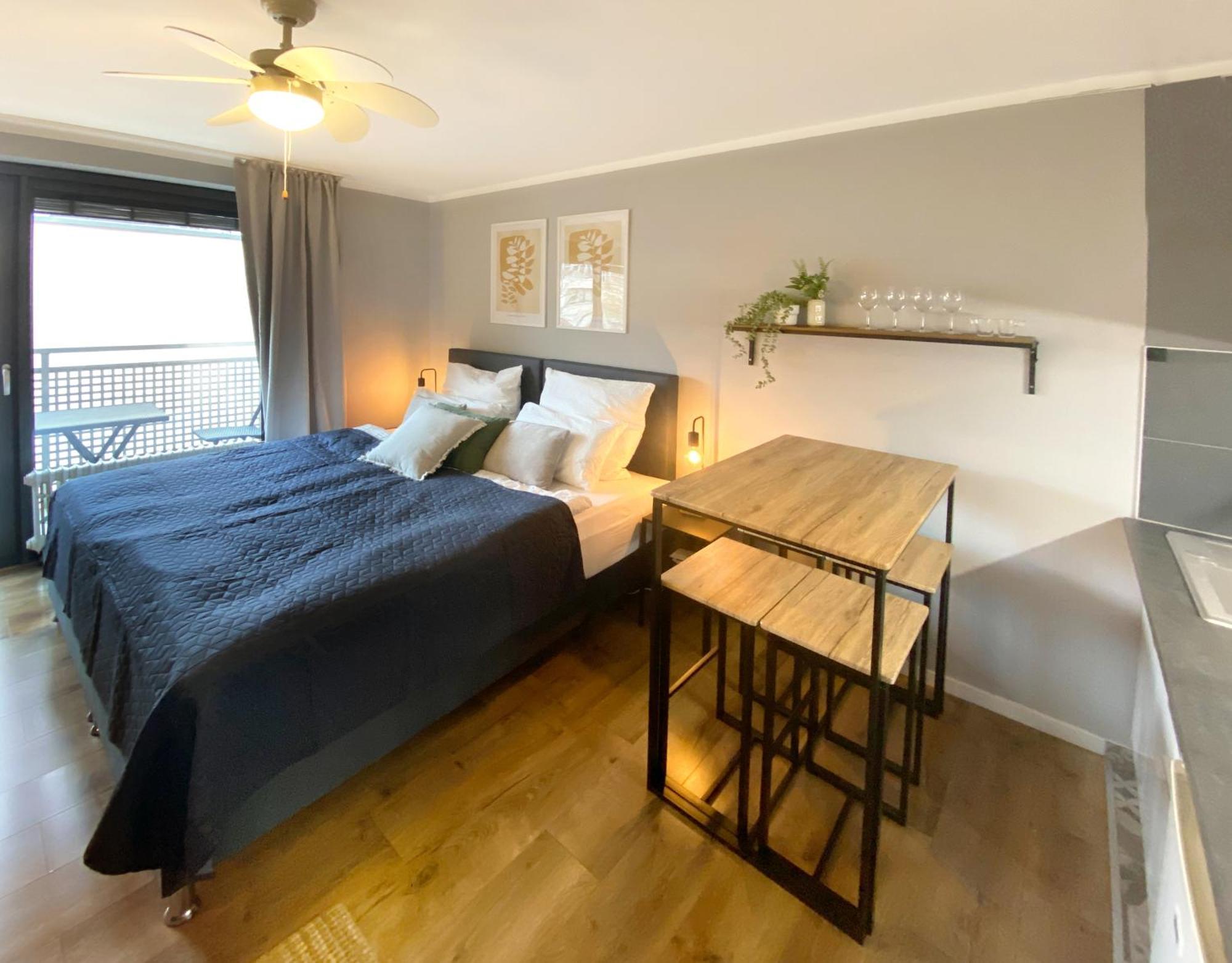 Cozy Apartment In City Center — Photos 1