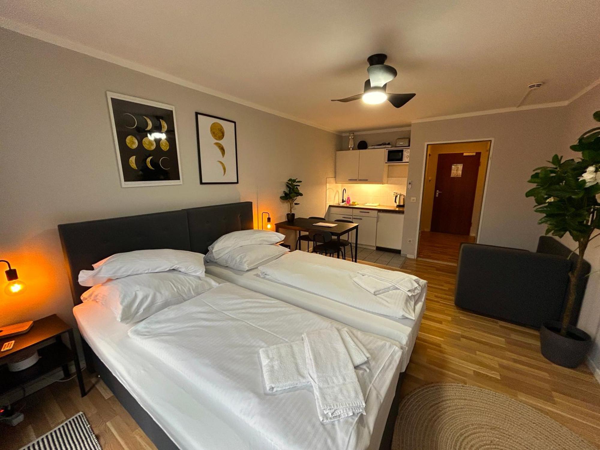 Cozy Apartment In City Center — Photos 3